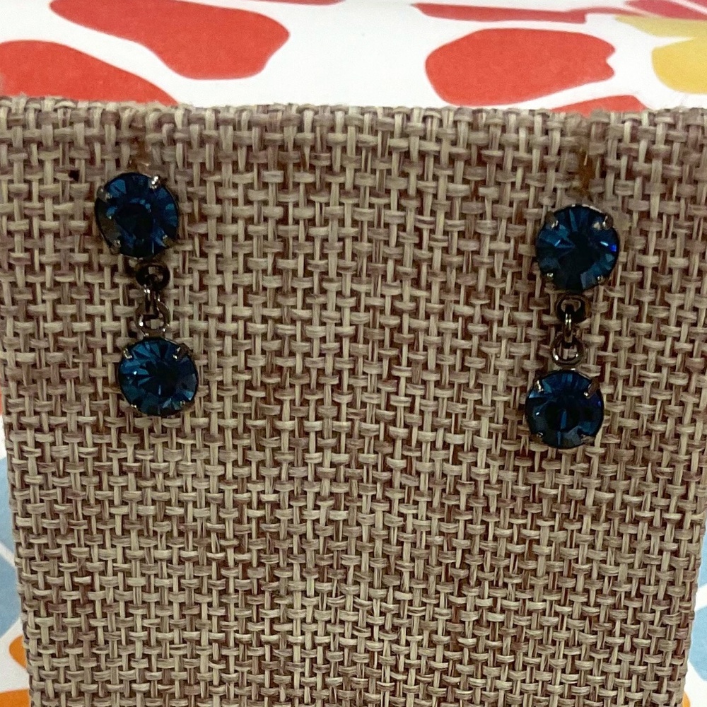 🔵Blue Crystal & Gun Metal Earrings🔵